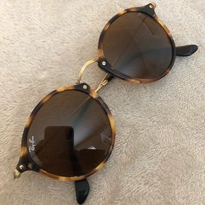 Brown Round Ray Ban Sunglasses